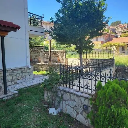 παραδοσιακό αρχοντικό με τζάκι شقة فاليتسينيكو