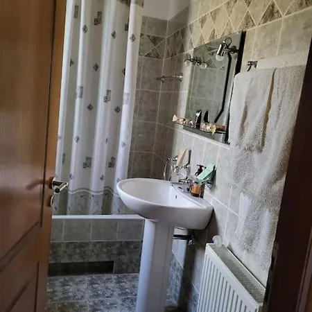 παραδοσιακό αρχοντικό με τζάκι Διαμέρισμα *